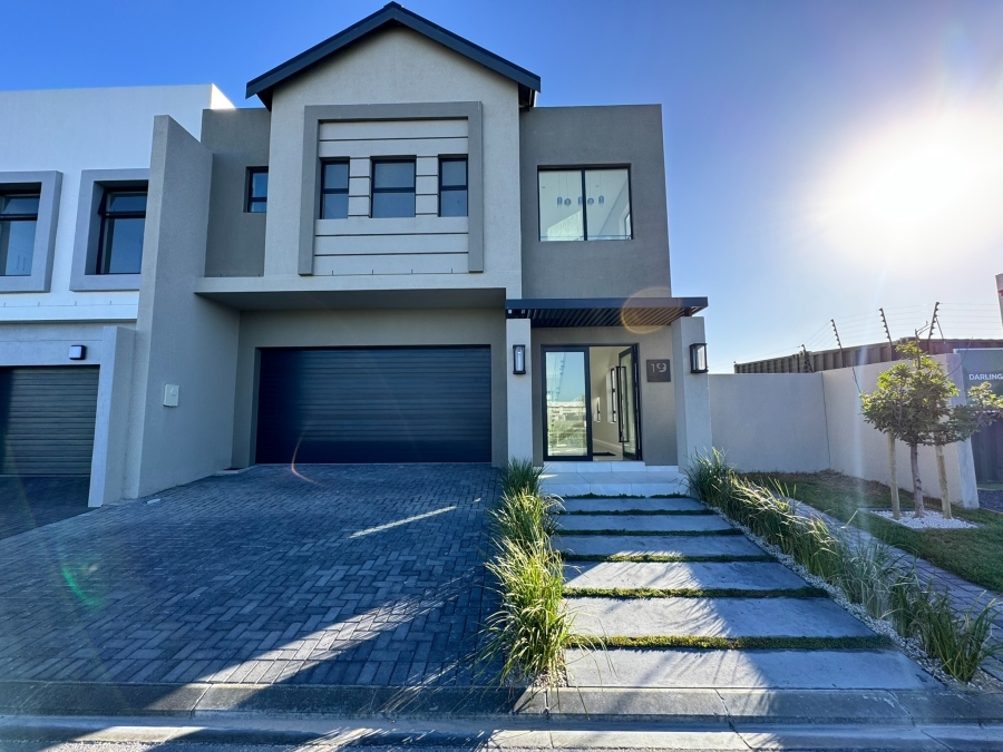 3 Bedroom Property for Sale in Sandown Western Cape